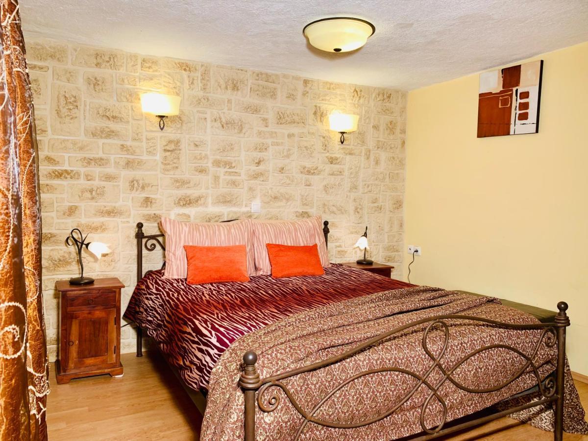 Vátos Ermones Odyssesas Bungalow מראה חיצוני תמונה