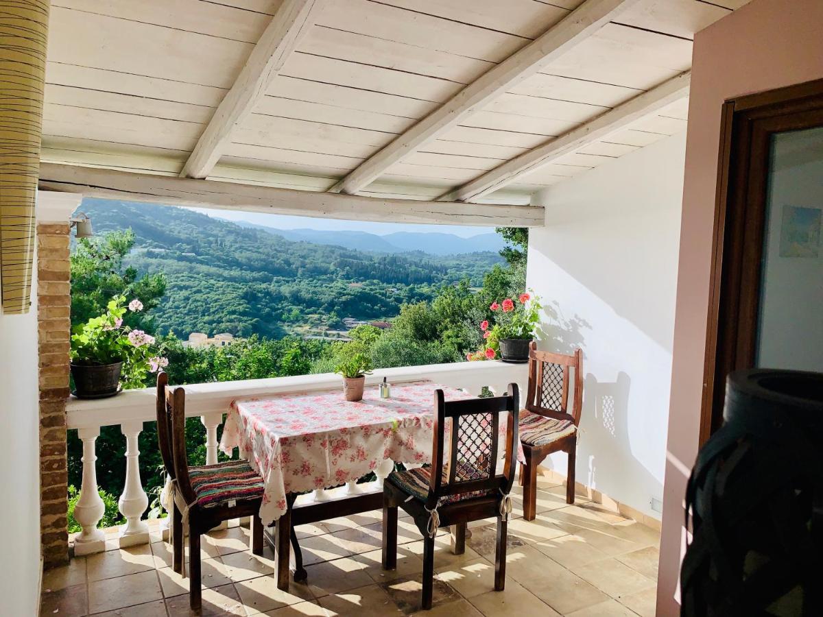 Vátos Ermones Odyssesas Bungalow מראה חיצוני תמונה